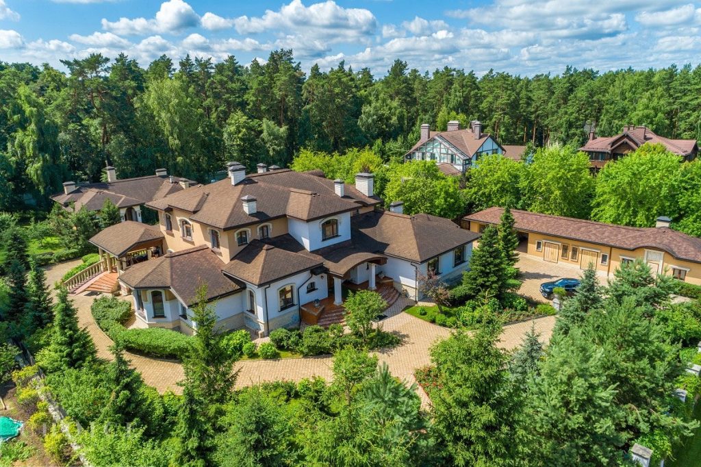 Classic Family Compound Layout