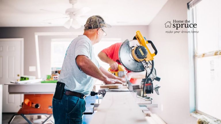 How Rigging and Lifting Equipment Support Home Renovations