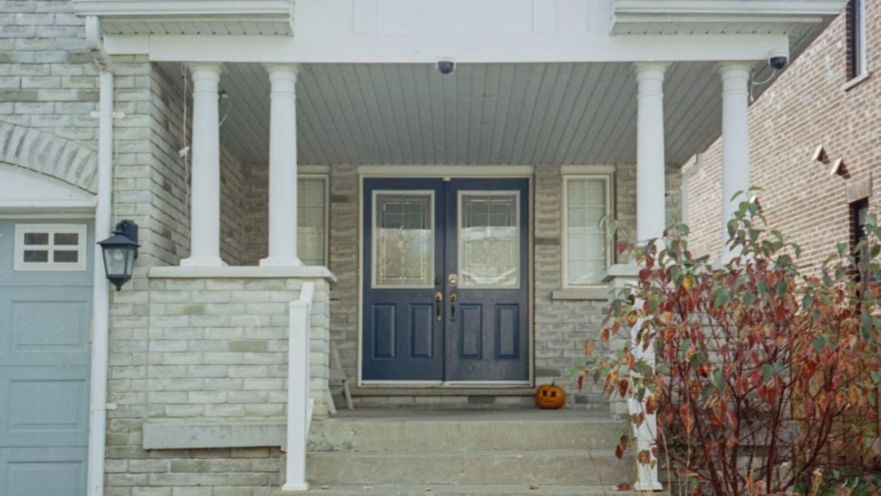 Modern Small Front Porch Ideas for Stylish Homes