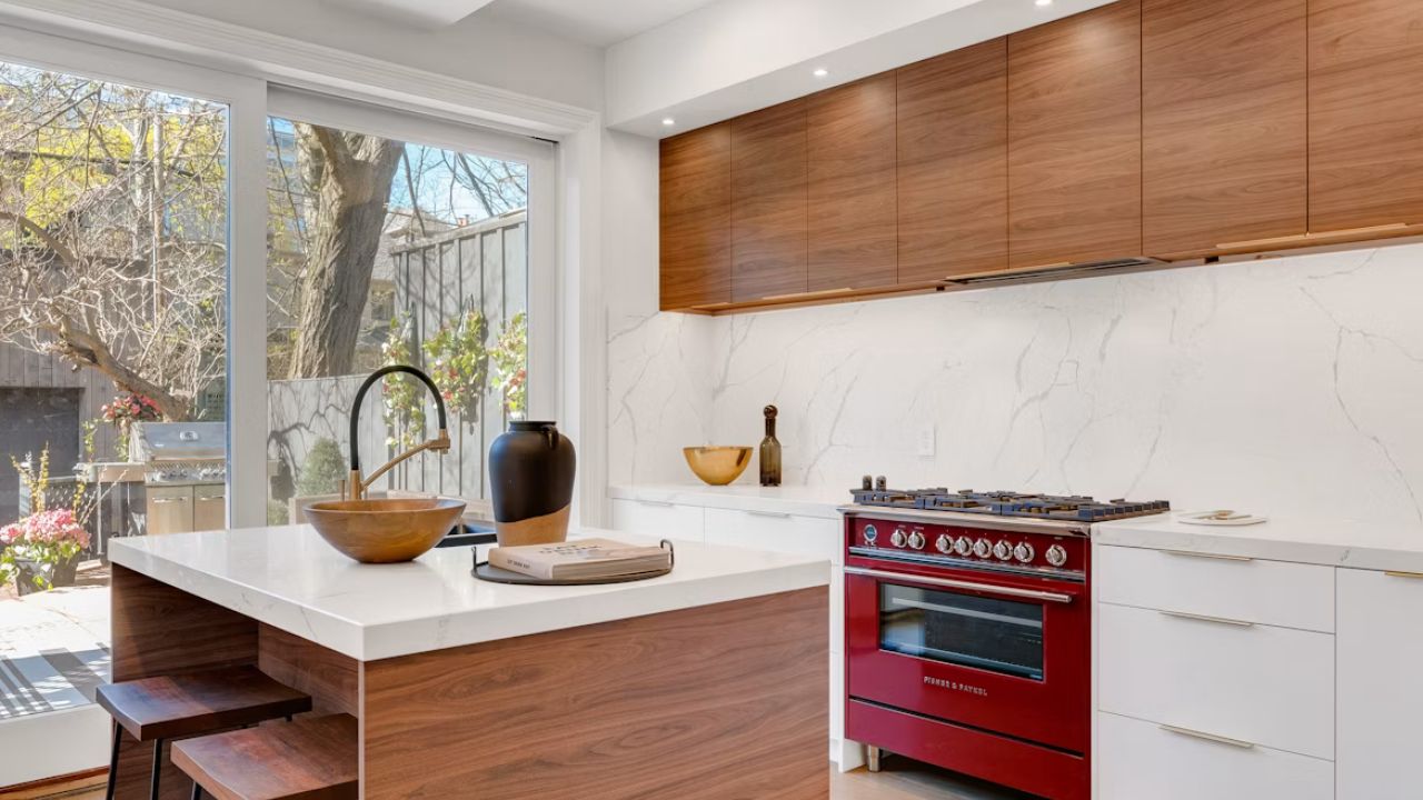 Rich Color Marble Kitchen Trends Countertops and Backsplashes