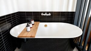 Small Bathroom, Big Comfort Best Narrow Bathtub Ideas